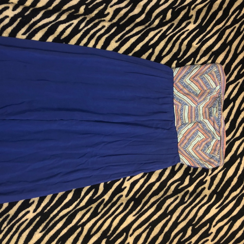 Dress - Picture 2 of 4